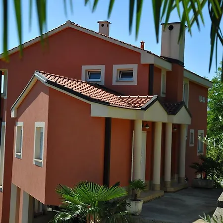 Anka Apartamento