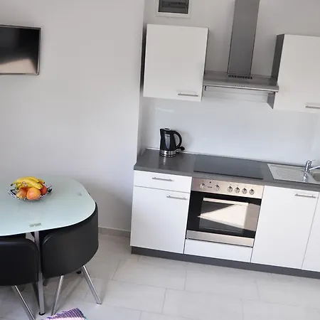 Anka Apartment *